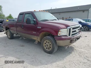 2005 Ford F-250 XL z VIN 1FTSX21P55ED20677, wystawiony jako IAAI lot #42144204 z przebiegiem 14 003 mil mil oraz . Historia ofert i sprzedaży dostępna na DreamBid. Obrazek 1.