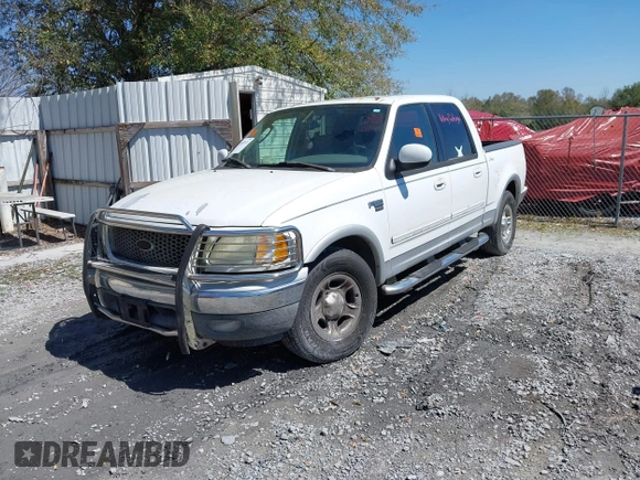 2003 Ford F-150 XLT with VIN 1FTRW07L83KD94698, listed as a IAAI auction lot 41807821 with 177,750 mi miles. Bid and sale history available at carsss.com. Image 2.