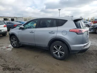 2018 Toyota RAV4 XLE with VIN 2T3WFREV0JW446843, listed as a Copart auction lot 47188365 with 102,482 mi miles and Salvage Title. Bid and sale history available at carsss.com. Image 2.