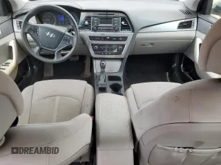 2017 Hyundai Sonata 2.4L z VIN 5NPE24AFXHH460582, wystawiony jako Copart lot #53446025 z przebiegiem 119 371 mil mil oraz Szkoda całkowita • Salvage title. Historia ofert i sprzedaży dostępna na DreamBid. Obrazek 8.