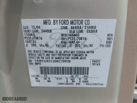 2005 Ford Escape XLT with VIN 1FMYU93135KC70928, listed as a IAAI auction lot 42102594 with 107,225 mi miles. Bid and sale history available at carsss.com. Image 9.