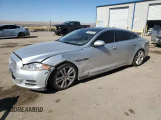 2014 Jaguar XJ with VIN SAJWA2GZ2E8V70065, listed as a Copart auction lot 43872505 with 138,677 mi miles and Salvage Title. Bid and sale history available at carsss.com. Image 1.