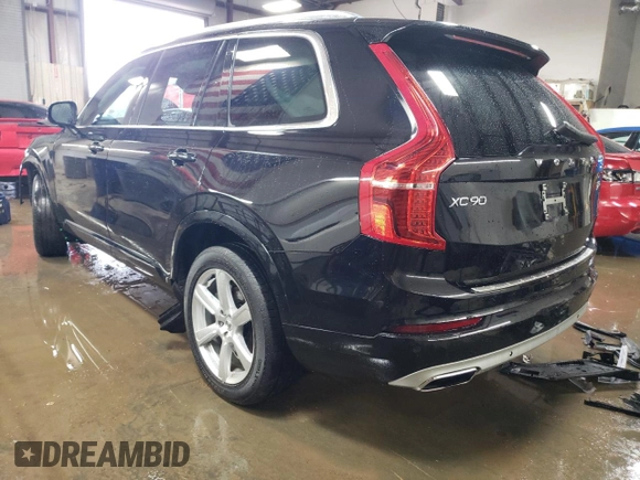 2021 Volvo XC90 Momentum z VIN YV4102CK7M1695703, wystawiony jako Copart lot #51755755 z przebiegiem 23 168 mil mil oraz Szkoda całkowita • Salvage title. Historia ofert i sprzedaży dostępna na DreamBid. Obrazek 2.
