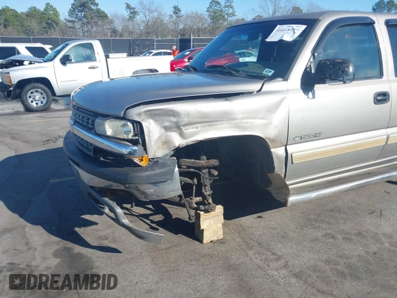 2002 Chevrolet Silverado 1500HD LT with VIN 1GCGK13U82F174704, listed as a IAAI auction lot 41618439 with 362,554 mi miles and . Bid and sale history available at DreamBid. Image 6.
