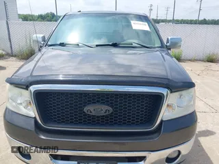 2006 Ford F-150 XLT z VIN 1FTPW14V76KD97454, wystawiony jako IAAI lot #42523220 z przebiegiem 196 007 mil mil oraz . Historia ofert i sprzedaży dostępna na DreamBid. Obrazek 6.