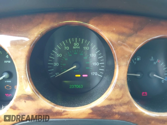 2000 Jaguar XJ with VIN SAJDA14C4YLF13470, listed as a IAAI auction lot 42136313 with 237,063 mi miles and . Bid and sale history available at DreamBid. Image 7.