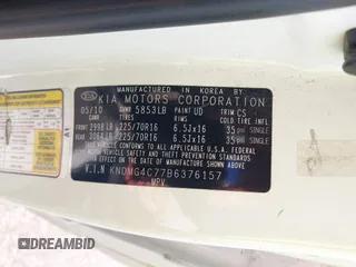 2011 Kia Sedona LX with VIN KNDMG4C77B6376157, listed as a IAAI auction lot 41787592 with 126,932 mi miles. Bid and sale history available at carsss.com. Image 9.