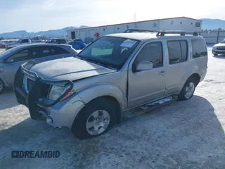 2006 Nissan Pathfinder SE with VIN 5N1AR18W06C649633, listed as a IAAI auction lot 41577009 with 137,557 mi miles and . Bid and sale history available at DreamBid. Image 2.