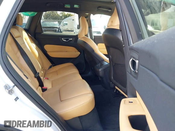 2019 Volvo XC60 Momentum with VIN LYV102DK8KB255769, listed as a IAAI auction lot 41573224 with 45,249 mi miles and . Bid and sale history available at DreamBid. Image 8.