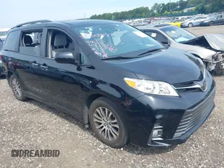 2020 Toyota Sienna XLE Auto Access Seat z VIN 5TDYZ3DCXLS074980, wystawiony jako IAAI lot #39735841 z przebiegiem 43 864 mil mil oraz . Historia ofert i sprzedaży dostępna na DreamBid. Obrazek 1.