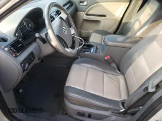 2008 Mercury Sable Premier z VIN 1MEHM42W38G600870, wystawiony jako Copart lot #50564345 z przebiegiem 211 414 mil mil oraz Nie do naprawy • Non repairable. Historia ofert i sprzedaży dostępna na DreamBid. Obrazek 7.