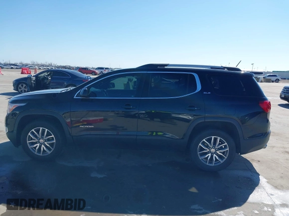 2017 GMC Acadia SLE z VIN 1GKKNLLS5HZ197929, wystawiony jako IAAI lot #41486418 z przebiegiem 132 536 mil mil oraz . Historia ofert i sprzedaży dostępna na DreamBid. Obrazek 15.