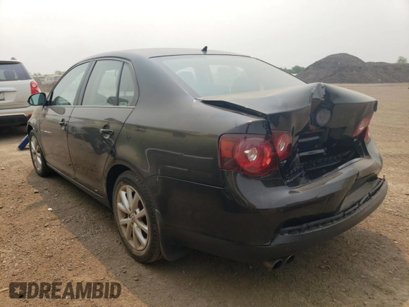 2010 Volkswagen Jetta Limited Edition z VIN 3VWRZ7AJ4AM101227, wystawiony jako Copart lot #59266635 z przebiegiem 157 721 mil mil oraz Szkoda całkowita • Salvage title. Historia ofert i sprzedaży dostępna na DreamBid. Obrazek 2.