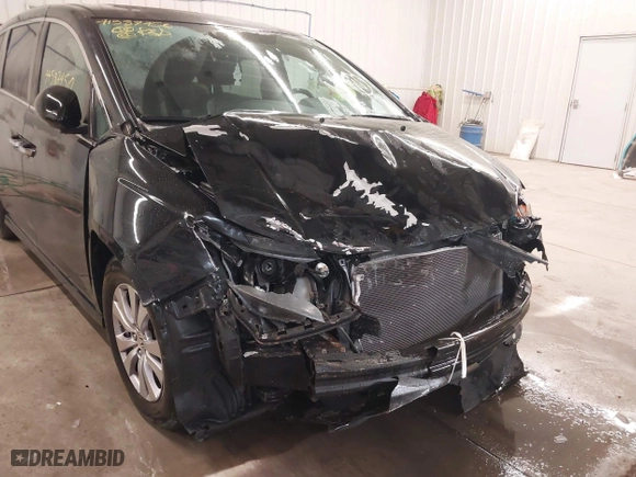 2016 Honda Odyssey EX-L with VIN 5FNRL5H61GB045982, listed as a IAAI auction lot 41587450 with 106,381 mi miles. Bid and sale history available at carsss.com. Image 6.