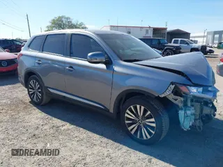 2020 Mitsubishi Outlander SE z VIN JA4AD3A33LZ025410, wystawiony jako IAAI lot #41805342 z przebiegiem 41 154 mil mil oraz . Historia ofert i sprzedaży dostępna na DreamBid. Obrazek 1.