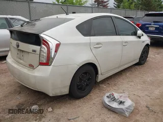 2013 Toyota Prius One z VIN JTDKN3DU3D5591734, wystawiony jako IAAI lot #42381581 z przebiegiem 202 128 mil mil oraz . Historia ofert i sprzedaży dostępna na DreamBid. Obrazek 4.