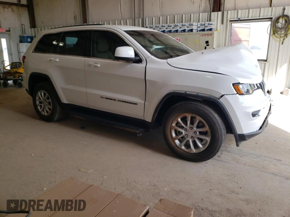 2022 Jeep Grand Cherokee Laredo X z VIN 1C4RJFAG0NC175387, wystawiony jako Copart lot #49708525 z przebiegiem 25 682 mil mil oraz Szkoda całkowita • Salvage title. Historia ofert i sprzedaży dostępna na DreamBid. Obrazek 4.