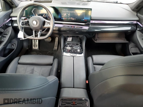 2024 BMW 5 Series 540i xDrive with VIN WBA63FJ08RCR26397, listed as a Copart auction lot 84608164 with 6,811 mi miles and Clean Title. Bid and sale history available at carsss.com. Image 8.