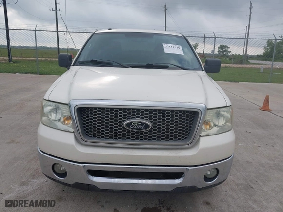 2007 Ford F-150 XLT with VIN 1FTPW12V67FA49903, listed as a IAAI auction lot 42112749 with 200,662 mi miles. Bid and sale history available at carsss.com. Image 6.