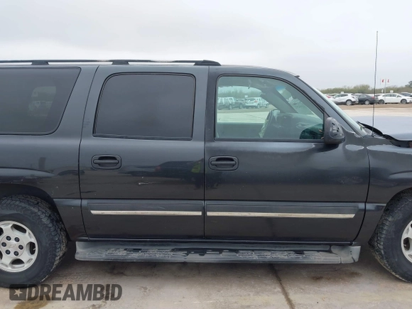 2005 Chevrolet Suburban LT with VIN 3GNEC16Z95G131012, listed as a IAAI auction lot 41249292 with 269,331 mi miles and . Bid and sale history available at DreamBid. Image 14.