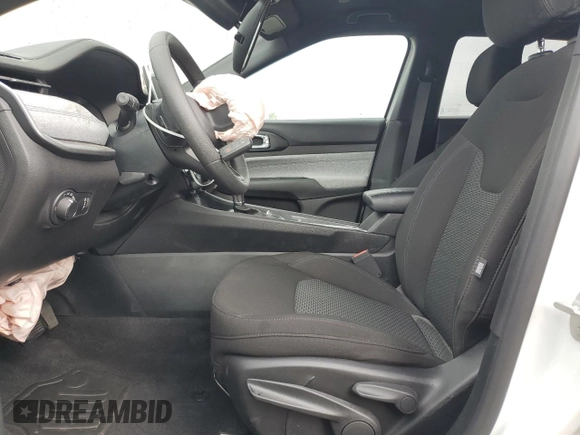 2024 Jeep Compass Sport с VIN 3C4NJDAN3RT125983, выставлен на аукционе Copart как лот 54887065 с пробегом 13 030 миль миль и Списание • Salvage title. История ставок и продаж доступна на DreamBid. Изображение 7.