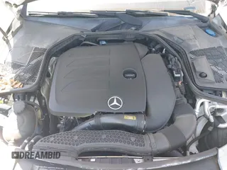 2019 Mercedes-Benz C 300 with VIN 55SWF8DBXKU313935, listed as a IAAI auction lot 42023753 with 120,777 mi miles and . Bid and sale history available at DreamBid. Image 10.