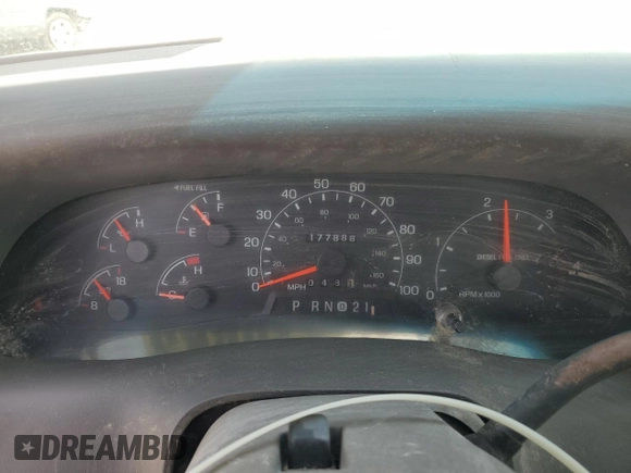 2000 Ford F-350 XL z VIN 1FTSX31F1YED21066, wystawiony jako Copart lot #56722855 z przebiegiem 177 888 mil mil oraz Szkoda całkowita • Salvage title. Historia ofert i sprzedaży dostępna na DreamBid. Obrazek 9.