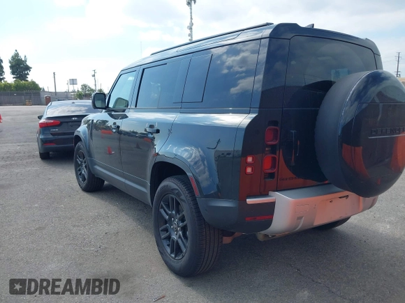 2025 Land Rover Defender S z VIN SALEJ7EX8S2357959, wystawiony jako IAAI lot #41910929 z przebiegiem 6 607 mil mil oraz . Historia ofert i sprzedaży dostępna na DreamBid. Obrazek 3.