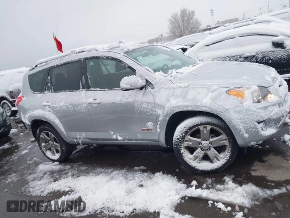 2011 Toyota RAV4 Sport with VIN JTMRF4DV9B5049268, listed as a IAAI auction lot 41814304 with 147,479 mi miles. Bid and sale history available at carsss.com. Image 13.