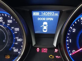 2013 Hyundai Genesis Coupe Premium z VIN KMHHT6KD8DU105635, wystawiony jako IAAI lot #41708059 z przebiegiem 140 893 mil mil oraz . Historia ofert i sprzedaży dostępna na DreamBid. Obrazek 7.