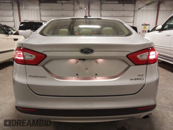 2015 Ford Fusion SE Hybrid with VIN 3FA6P0LU7FR266702, listed as a IAAI auction lot 41390791 with 94,465 mi miles. Bid and sale history available at carsss.com. Image 17.