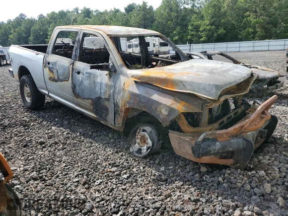 2010 Dodge Ram 2500 SLT with VIN 3D7UT2CL3AG109629, listed as a Copart auction lot 70055674 with 0 mi miles and Non Repairable. Bid and sale history available at carsss.com. Image 4.