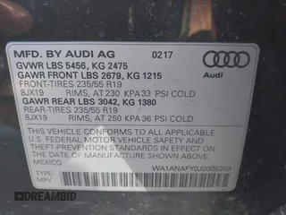 2018 Audi Q5 Premium with VIN WA1ANAFY0J2005269, listed as a IAAI auction lot 41811924 with 63,227 mi miles. Bid and sale history available at carsss.com. Image 9.