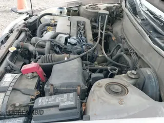 1999 Chevrolet Prizm z VIN 1Y1SK5488XZ446950, wystawiony jako IAAI lot #41798129 z przebiegiem 292 798 mil mil oraz . Historia ofert i sprzedaży dostępna na DreamBid. Obrazek 12.