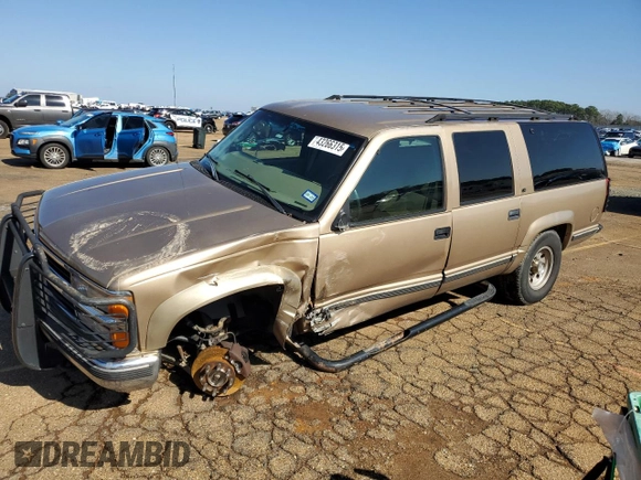 1999 Chevrolet Suburban with VIN 1GNGK26J3XJ386171, listed as a Copart auction lot 43266315 with 315,589 mi miles and Salvage Title. Bid and sale history available at carsss.com. Image 1.