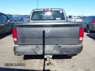 2016 Ram 1500 Express z VIN 1C6RR6KG8GS389924, wystawiony jako IAAI lot #40887357 z przebiegiem 140 327 mil mil oraz . Historia ofert i sprzedaży dostępna na DreamBid. Obrazek 16.