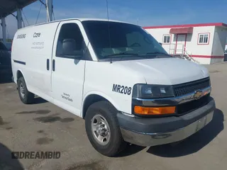 2016 Chevrolet Express Cargo Van with VIN 1GCWGAFF0G1323959, listed as a IAAI auction lot 42172260 with 211,384 mi miles. Bid and sale history available at carsss.com. Image 1.