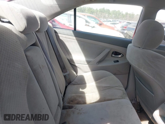 2008 Toyota Camry LE with VIN 4T1BE46K98U200515, listed as a IAAI auction lot 41840132 with 304,108 mi miles. Bid and sale history available at carsss.com. Image 8.