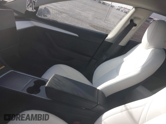 2023 Tesla Model 3 Performance z VIN 5YJ3E1EC5PF689620, wystawiony jako IAAI lot #41814112 z przebiegiem Nie podano mil oraz . Historia ofert i sprzedaży dostępna na DreamBid. Obrazek 17.