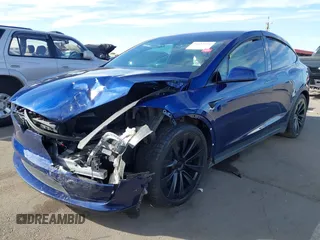 2022 Tesla Model X with VIN 7SAXCDE58NF341112, listed as a IAAI auction lot 41632491 with Not Provided miles and . Bid and sale history available at DreamBid. Image 6.