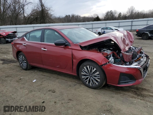 2024 Nissan Altima 2.5 SV with VIN 1N4BL4DV5RN358326, listed as a Copart auction lot 45193895 with 17,883 mi miles and Salvage Title. Bid and sale history available at carsss.com. Image 4.