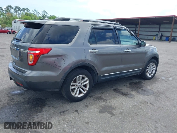 2012 Ford Explorer XLT with VIN 1FMHK7D87CGA23823, listed as a IAAI auction lot 41950792 with 96,860 mi miles and . Bid and sale history available at DreamBid. Image 4.