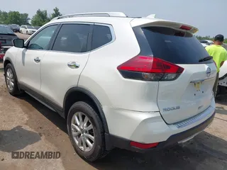 2017 Nissan Rogue SL with VIN JN8AT2MV3HW006126, listed as a IAAI auction lot 42456768 with 214,000 mi miles and . Bid and sale history available at DreamBid. Image 3.