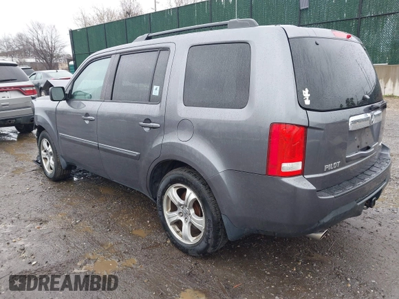 2015 Honda Pilot EX-L with VIN 5FNYF4H51FB064583, listed as a IAAI auction lot 41977746 with 120,398 mi miles and . Bid and sale history available at carsss.com. Image 3.