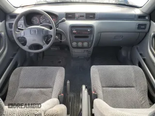1998 Honda CR-V LX with VIN JHLRD2842WC011221, listed as a Copart auction lot 88162565 with 201,069 mi miles and Salvage Title. Bid and sale history available at carsss.com. Image 8.
