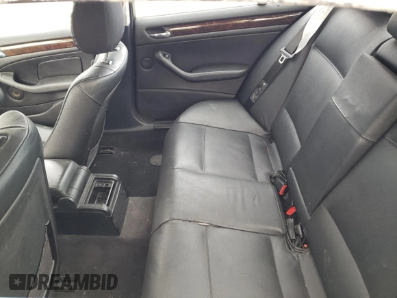 2004 BMW 3 Series 330i with VIN WBAEV534X4KM34923, listed as a Copart auction lot 81087664 with 170,086 mi miles and Clean Title. Bid and sale history available at carsss.com. Image 10.