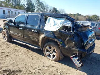 2012 Chevrolet Suburban LT with VIN 1GNSCJE06CR328478, listed as a IAAI auction lot 41339274 with 339,974 mi miles. Bid and sale history available at carsss.com. Image 3.