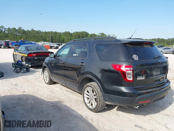 2015 Ford Explorer with VIN 1FM5K7B84FGA37978, listed as a IAAI auction lot 42063845 with 166,896 mi miles and . Bid and sale history available at DreamBid. Image 3.