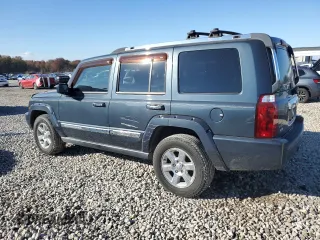 2008 Jeep Commander Overland z VIN 1J8HH68228C111530, wystawiony jako Copart lot #78207844 z przebiegiem 178 069 mil mil oraz Szkoda całkowita • Salvage title. Historia ofert i sprzedaży dostępna na DreamBid. Obrazek 2.
