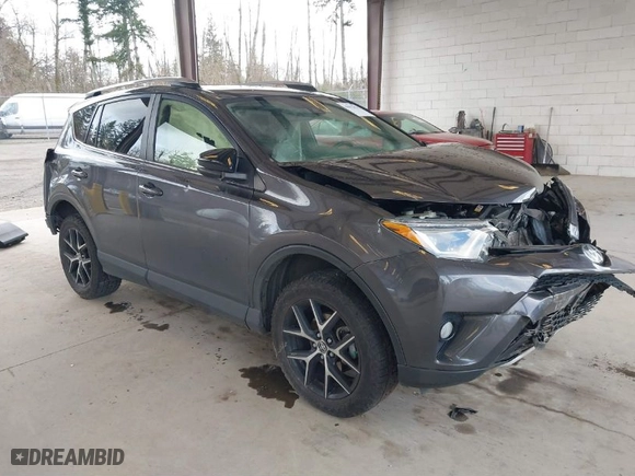 2018 Toyota RAV4 SE with VIN JTMJFREV4JJ742585, listed as a IAAI auction lot 41812675 with 51,672 mi miles. Bid and sale history available at carsss.com. Image 1.